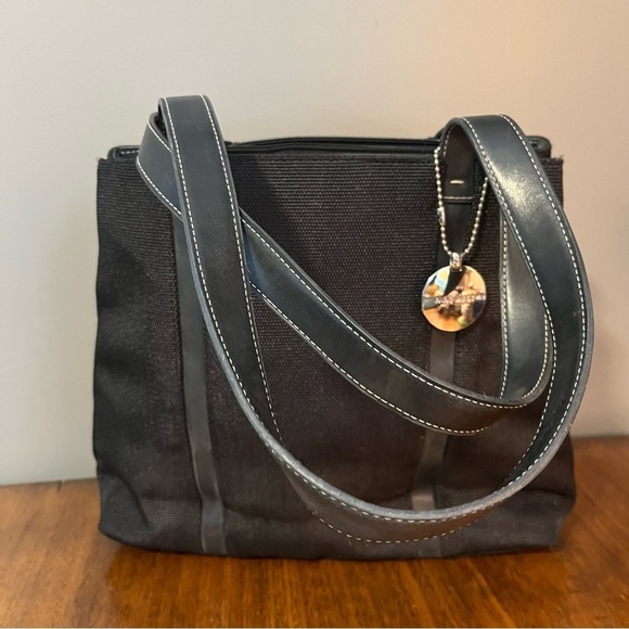 Nine West purse, handbag or shouldered bag. black and nice thick woven material. - Picture 4 of 16